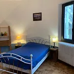 Les Favouilles - & D Hotes Kwatera prywatna