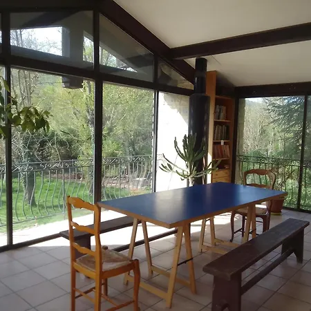 Les Favouilles - Gîte&chambres D Hôtes *