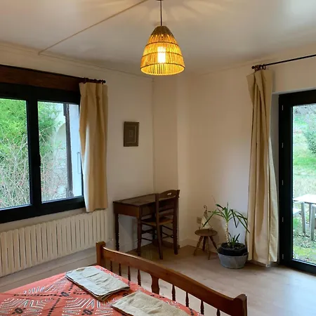Les Favouilles - Gîte&chambres D Hôtes *
