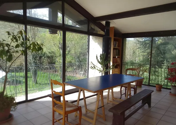 Les Favouilles - & D Hotes *