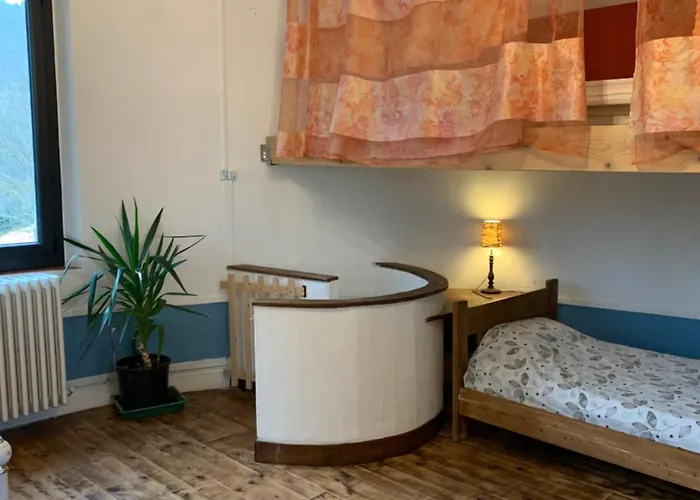 Les Favouilles - & D Hotes Homestay *